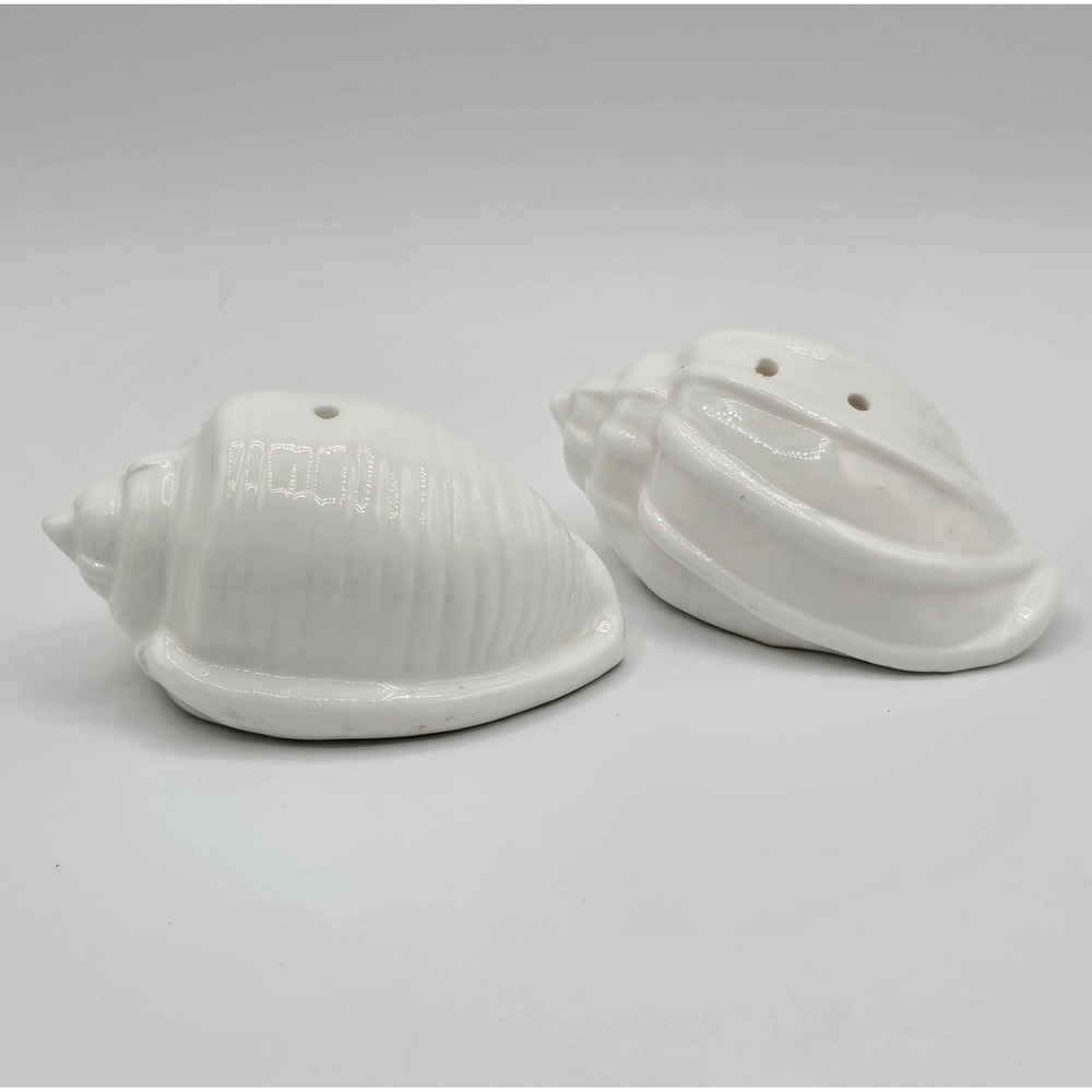 Vintage‎ Rare Sea Shell Salt and Pepper Bone China By Stafford